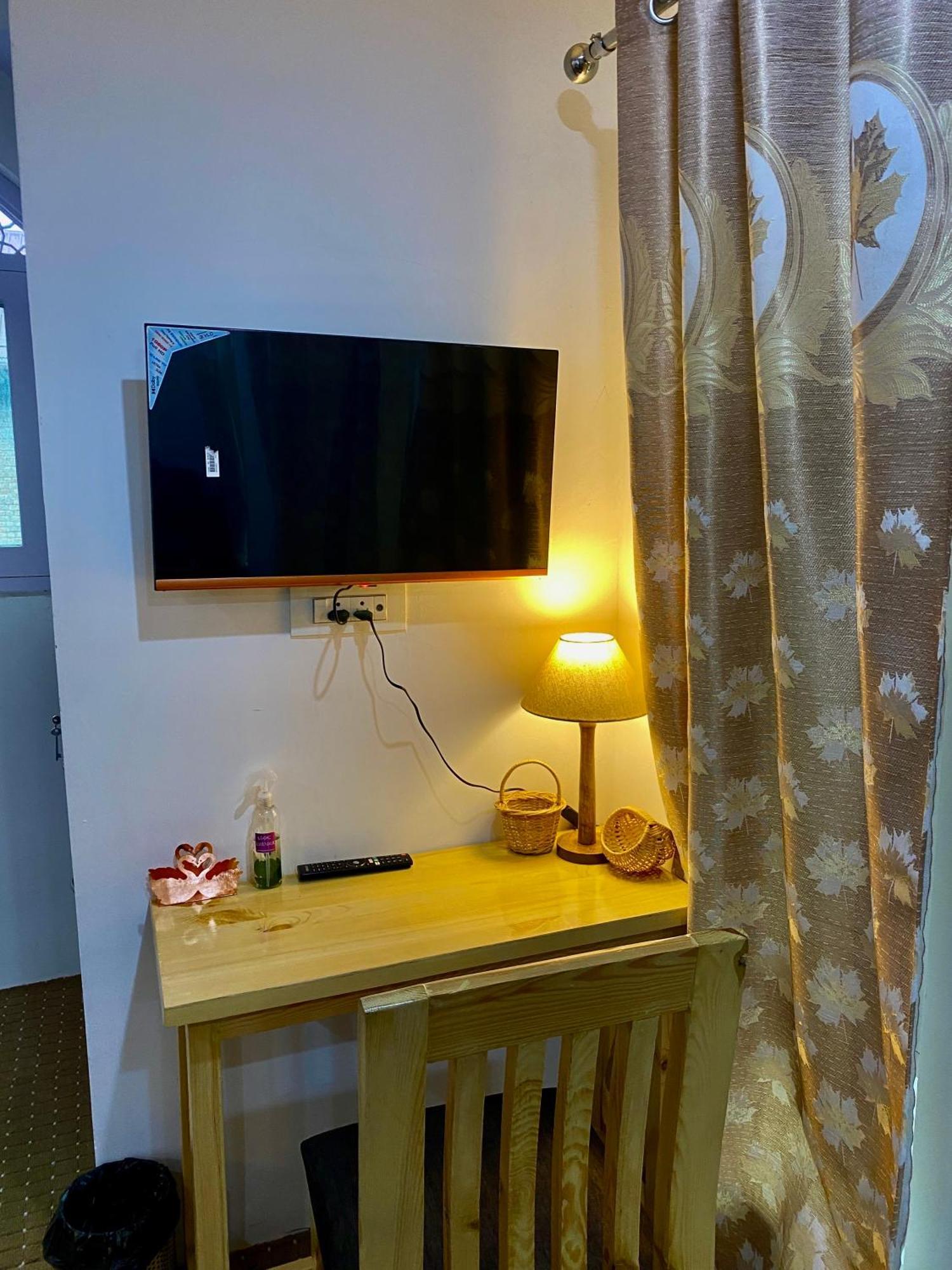 Al Jalal Resort Srīnagar Dış mekan fotoğraf